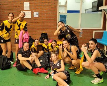 CADETE 2º AÑO FEMENINO BLANCO